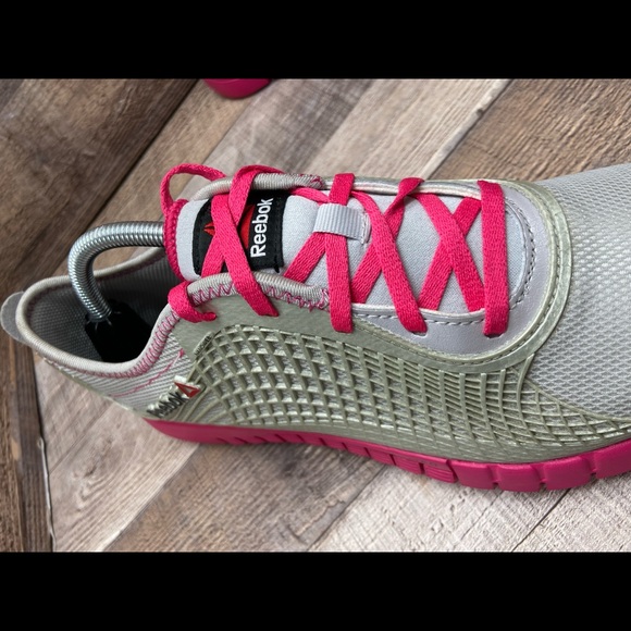 Reebok 023501 114 Low Top Nanoweb ZRated Gray Pink Sneakers Women Sz 10 Preowned - Picture 10 of 11